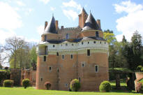 chateau de Rambures