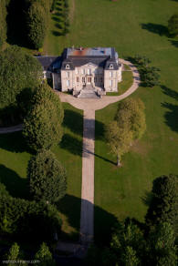 chateau de Saint Cyran � Frouville