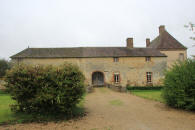 chateau de Saint-Phal  Villefranche