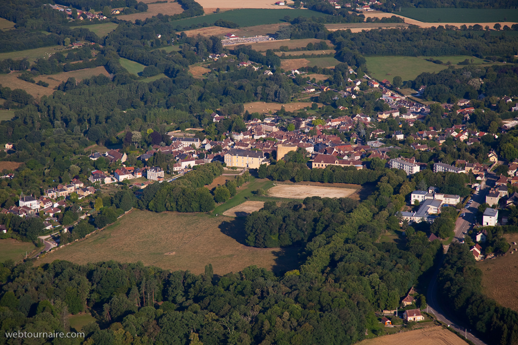 chateau de Saint Sauveur en Puisaye musée Colette