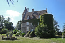 ch�teau de Virazeil a Saint-Hilaire-de-la-Noaille