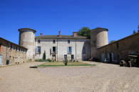 chateau des Fougres  Poule-les-Echarmeaux