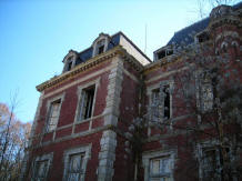 ch�teau des Versannes � Biozat
