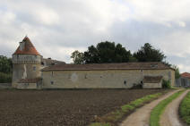 chateau du Pout  Saint Genest d'Ambire