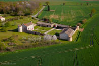 logis de Bouhas � Lezay