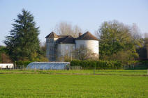 Maison-forte de Bourcieu