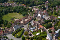 manoir de Nesles la Vall�e
