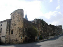village fortifi Mareugheol