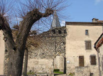 village fortifi� Mareugheol