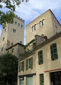 palais Duze  Cahors