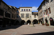 village de Castelnau de Montmiral