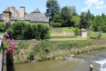 village de Sgur-le-Chteau