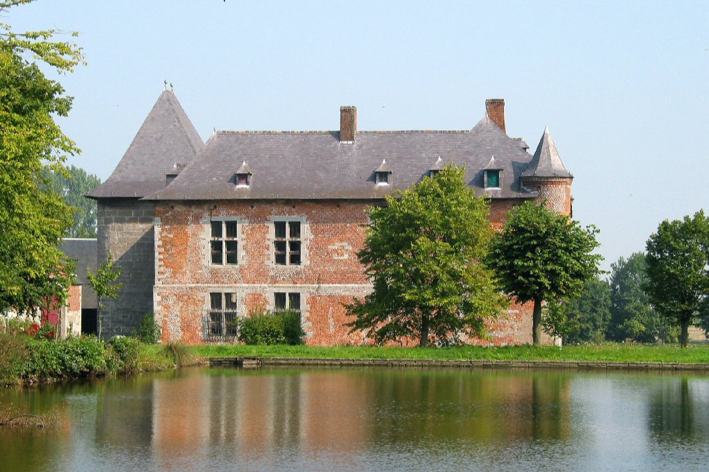 chateau de Fernelmont: ouvert au public de juin à septembre