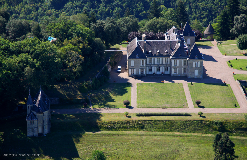 chateau de Lacoste à Castelnaud la Chapelle, ouvert au public